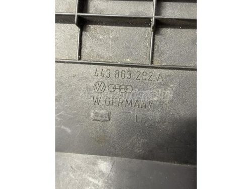 AUDI 100 - 1985 - 443863282A - szellőző nyílás rács