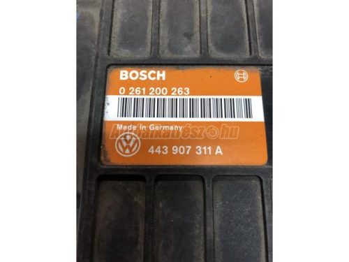 VOLKSWAGEN PASSAT - 1992 - 443907311A - motor vezérlőegység