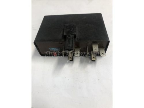 AUDI 80 - 1983 - 443907393L - relé