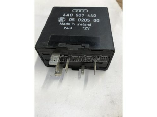 AUDI A6 - 2000 - 4A0907440 - relé