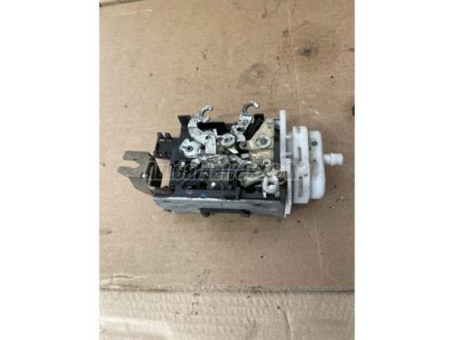 AUDI A6 - 1995 - 4A1837016J  - ajtózár szerkezet