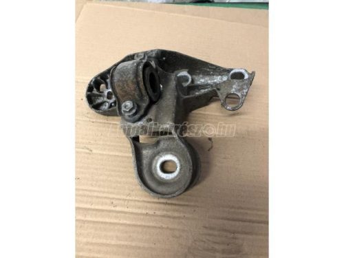 VOLKSWAGEN PASSAT V - 1999 - 4B0199351A  - motortartó bak