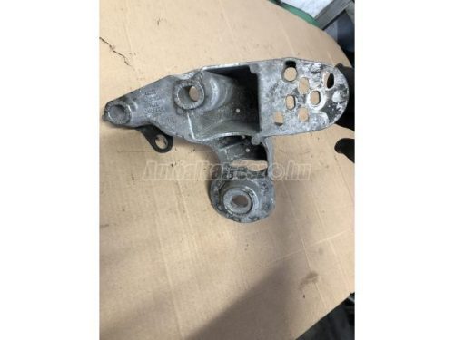 VOLKSWAGEN PASSAT V | AUDI A4 - 2001 - 4B0199351 - motortartó bak