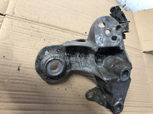 AUDI A6 - 1999 - 4B0199352A  - motortartó bak