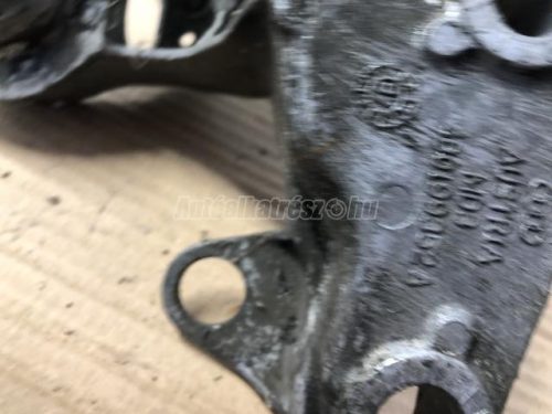 AUDI A6 - 1999 - 4B0199352A  - motortartó bak
