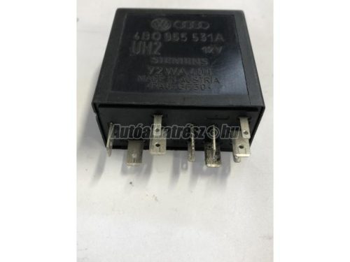 AUDI A4 - 1998 - 4B0955531A - ablaktörlő relé