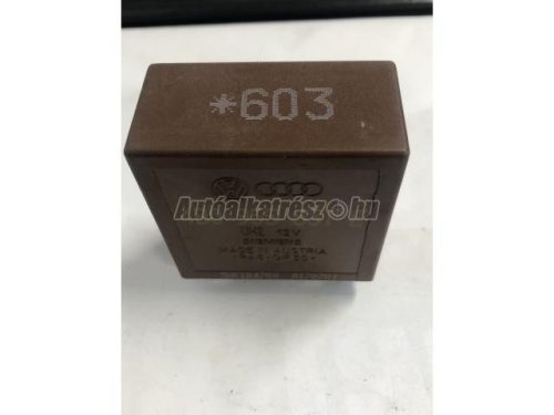 AUDI A6 - 2000 - 4B0955531E - ablaktörlő relé
