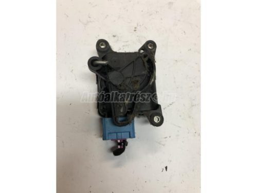 AUDI A6 - 1999 - 4B1820511C - fűtésállító motor