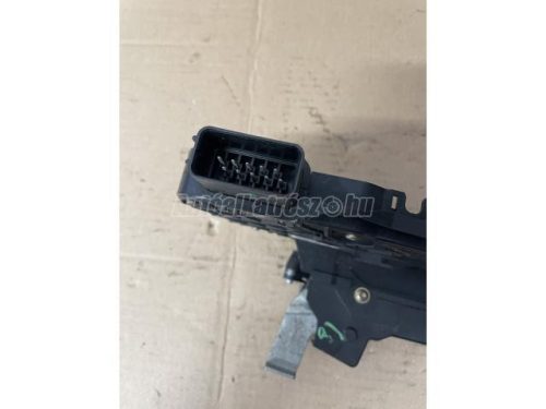 FORD FOCUS - 2006 - 4M5AA26413EB - ajtózár szerkezet