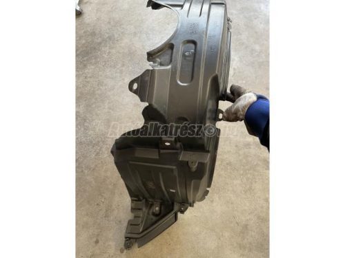 TOYOTA YARIS - 2003 - 538760D010  - burkolat, kerékjárat