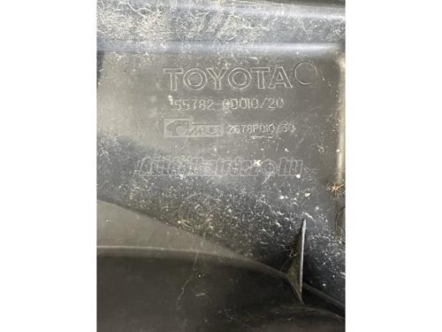 TOYOTA YARIS - 2004 - 557820D010 - vízvető léc