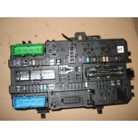 OPEL ASTRA H - 2008 - 5DK 008 669-33 - biztosíték panel