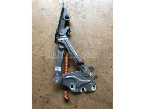 VOLKSWAGEN GOLF V - 2009 - 5M0823301, 5M0823302 - motorháztető zsanér