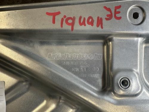 VOLKSWAGEN TIGUAN - 2012 - 5N0837756 - ablakemelő szerkezet