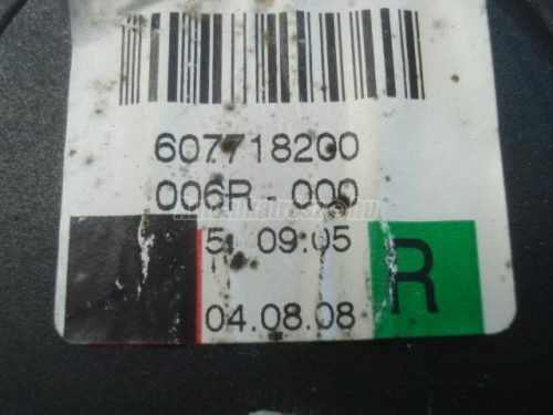 MERCEDES-BENZ A-OSZTÁLY - 2008 - 607718000 L , 607718200 R - biztonsági öv