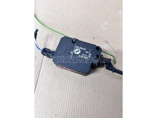 állító, központi zár