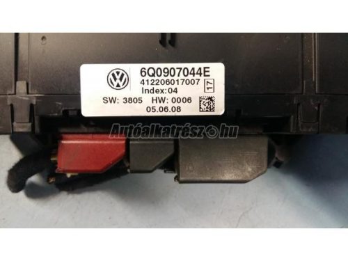 VOLKSWAGEN POLO IV - 2008 - 6Q0907044E - fűtéskapcsoló