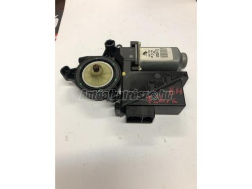 ablakemelő motor