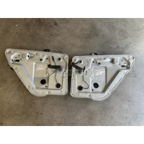 ablakemelő szerkezet