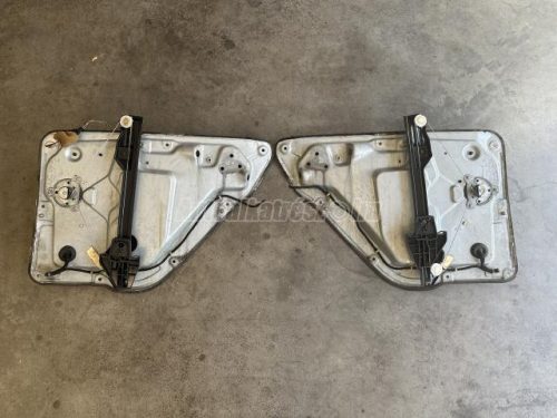 ablakemelő szerkezet