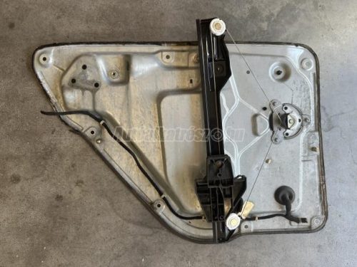 ablakemelő szerkezet