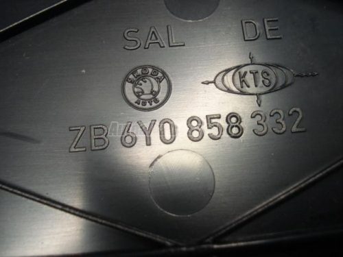 SKODA FABIA - 2002 - 6Y0858332 - műszerfal tároló