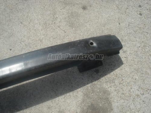 lökhárító merevítő