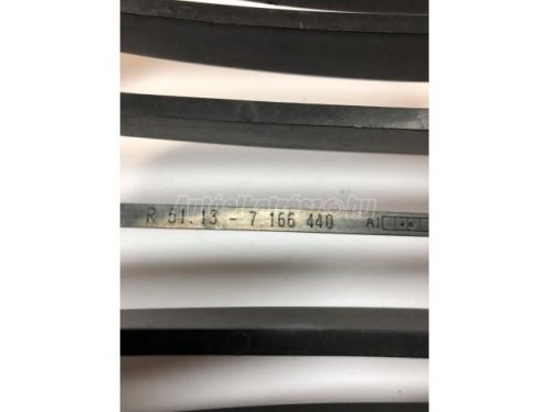 BMW 1-ES SOROZAT - 2007 - 7166440 - hűtőrács keret