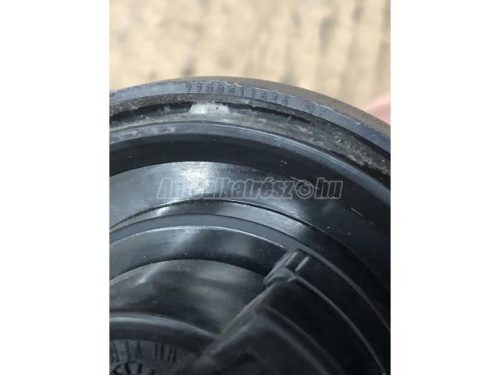 RENAULT CLIO - 2001 - 7700811624 - tanksapka kulccsal