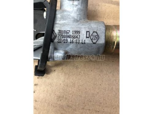 biztonsági öv feszítő