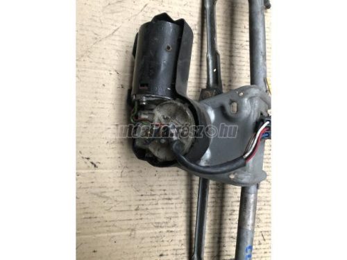 ablaktörlő szerkezet