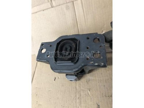 RENAULT MEGANE,  SCENIC,  GRAND SCENIC - 2004 - 8200014931  - tartó, motorfelfüggesztés