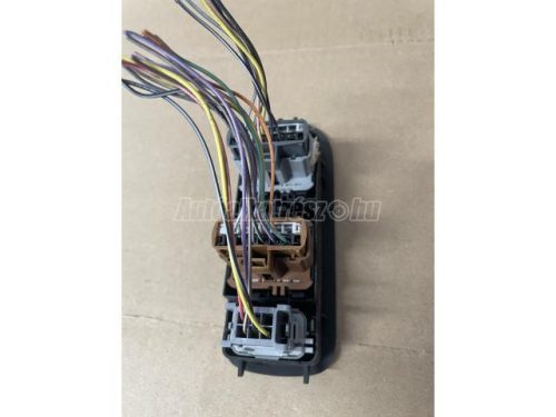 RENAULT SCENIC - 2006 - 8200160603 - ablakemelő központi kapcsoló