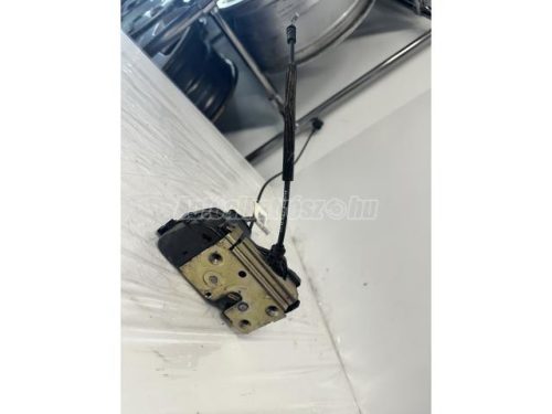 RENAULT SCENIC - 2005 - 8200235837  - ajtózár szerkezet