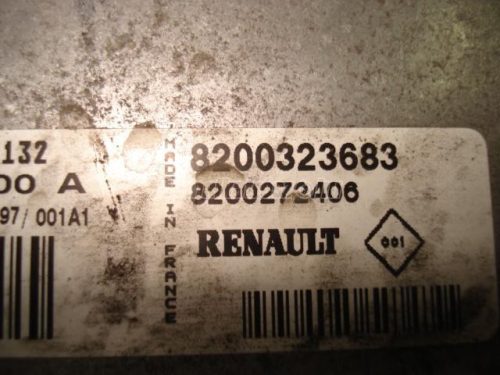 RENAULT CLIO - 2002/03 - 8200323683 - motorvezérlő computer