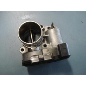   RENAULT LAGUNA,  ESPACE,  MEGANE,  TRAFIC,  KOLEOS - 2010 - 8200330810 - fojtószelep ház