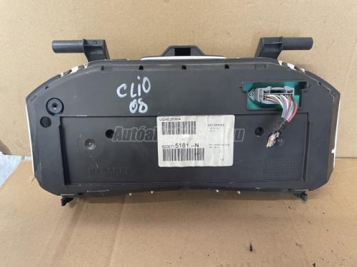 RENAULT CLIO - 2009 - 8200715181N - km óra
