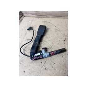 biztonsági öv feszítő