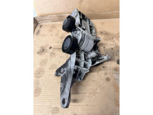 VOLVO V70 - 2004 - 8642196  - generátor tartó bak