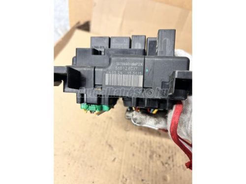 VOLVO V70 - 2003 - 8678449,518828017 - biztosítékdoboz