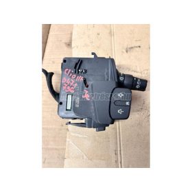 ablaktörlő kapcsoló