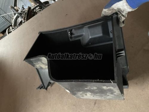 AUDI 80 - 1993 - 8A1857035B - kesztyűtartó ajtó