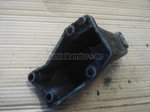 AUDI A4 | VOLKSWAGEN PASSAT V - 1997 - 8D0199307L - motortartó bak