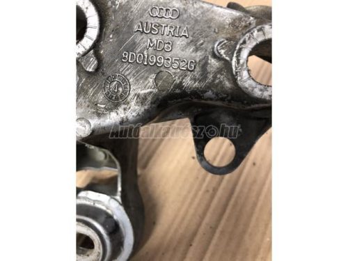 AUDI A4 - 1997 - 8D0199352G - motortartó bak