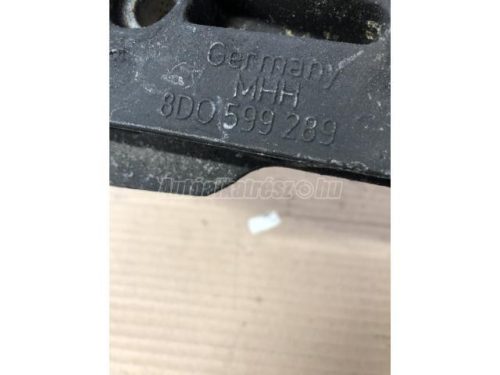 AUDI A4 - 1997 - 8D0599289 - hátsó differenciálmű tartó