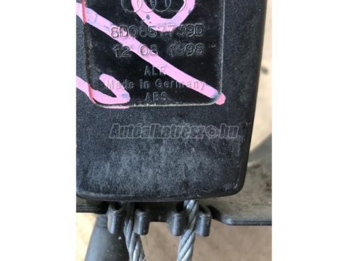 AUDI A6 - 1999 - 8D08577390 - biztonsági öv csat