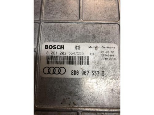 AUDI A4 - 1999 - 8D0907557B - motor vezérlőegység