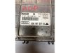 AUDI A4 - 1996 - 8D0907557HX - motor vezérlőegység