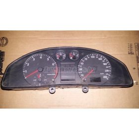 AUDI A4 - 1999 - 8D0919861H - km óra