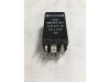 AUDI A4 - 1998 - 8D0959257 - relé